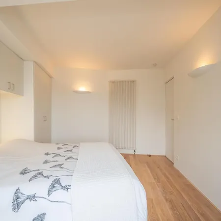 Apartment In Duinbergen With Sea Views
